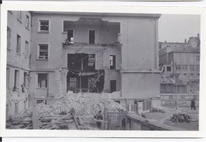 800px-Emauzy_ministerstvo